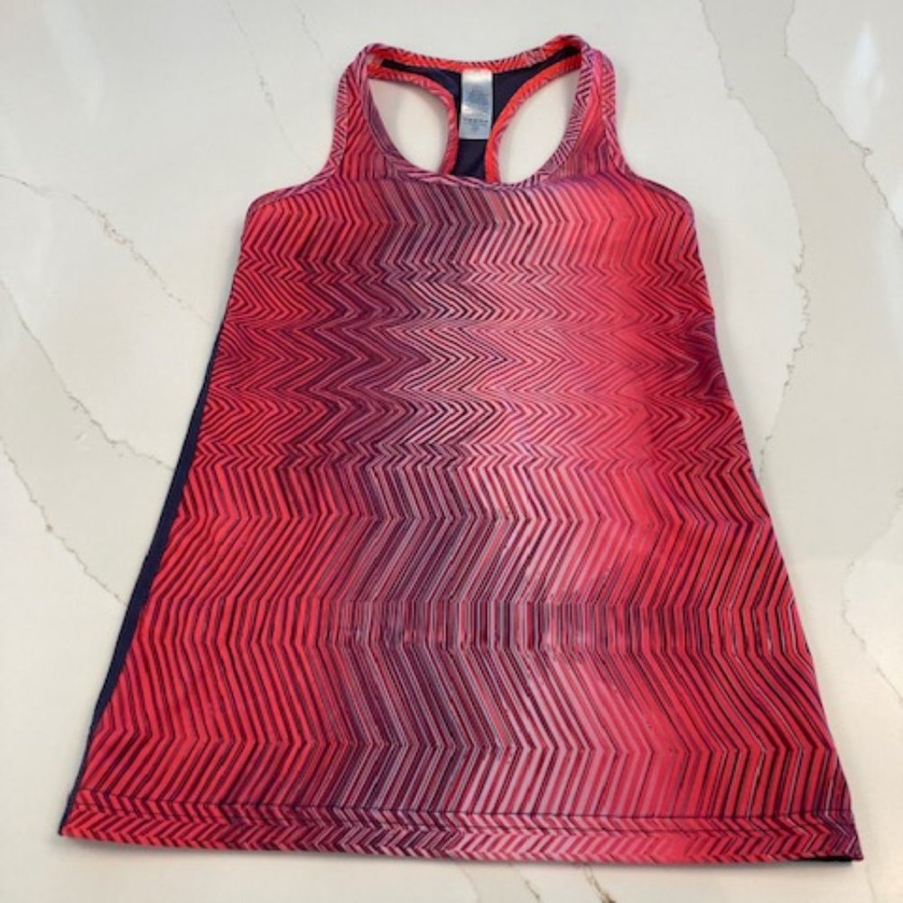 Ivivva (Lululemon) red and pink zig zag tank top